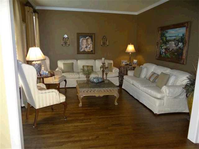 4850 Spring Park Cir, Suwanee, GA 30024 photo 5