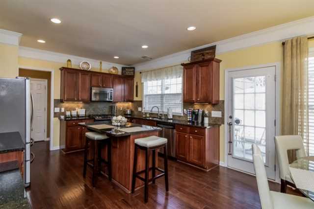 642 Lorimore Pass, Canton, GA 30115 photo 2