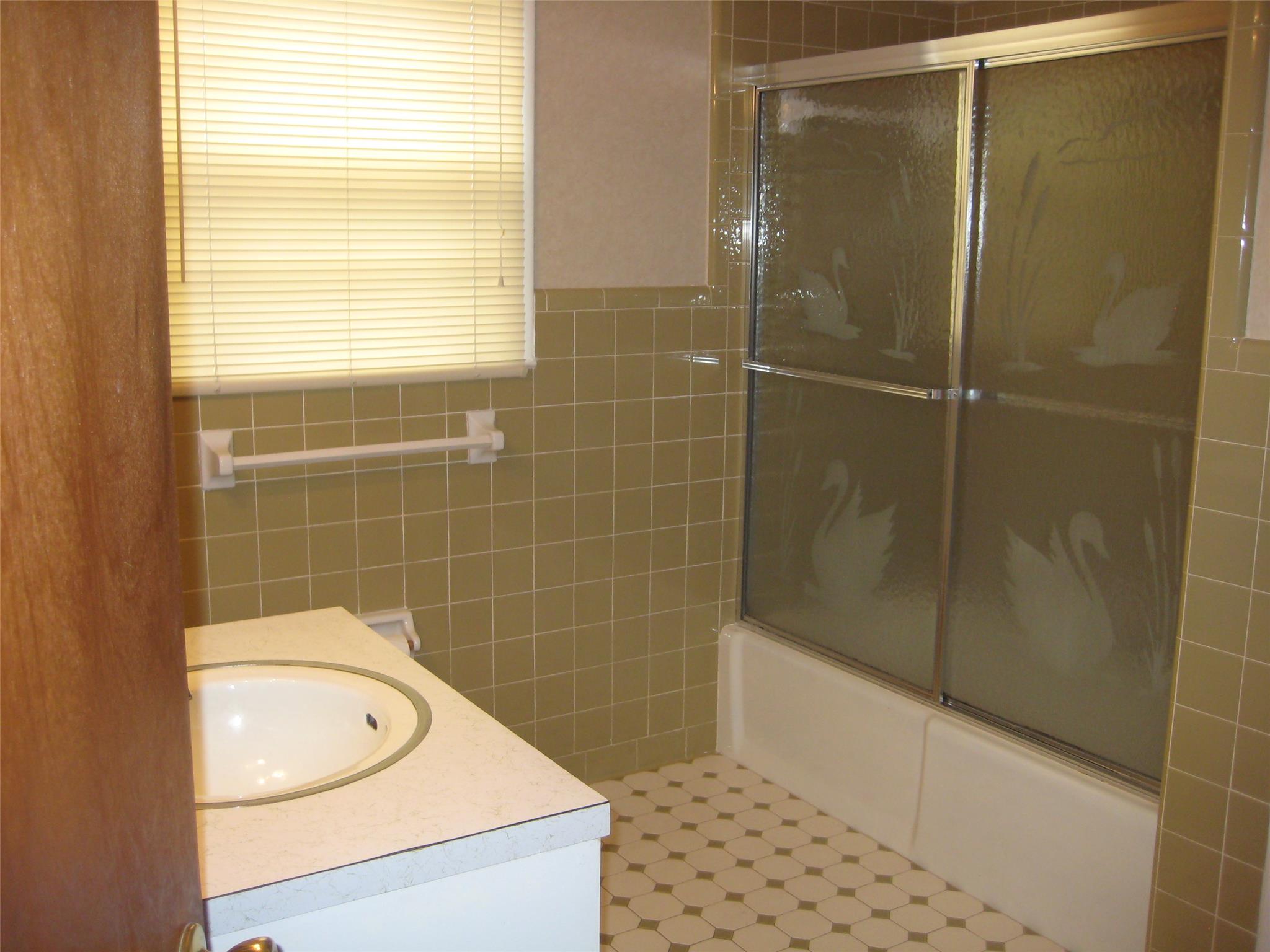179 Settle St, Winder, GA 30680 photo 10