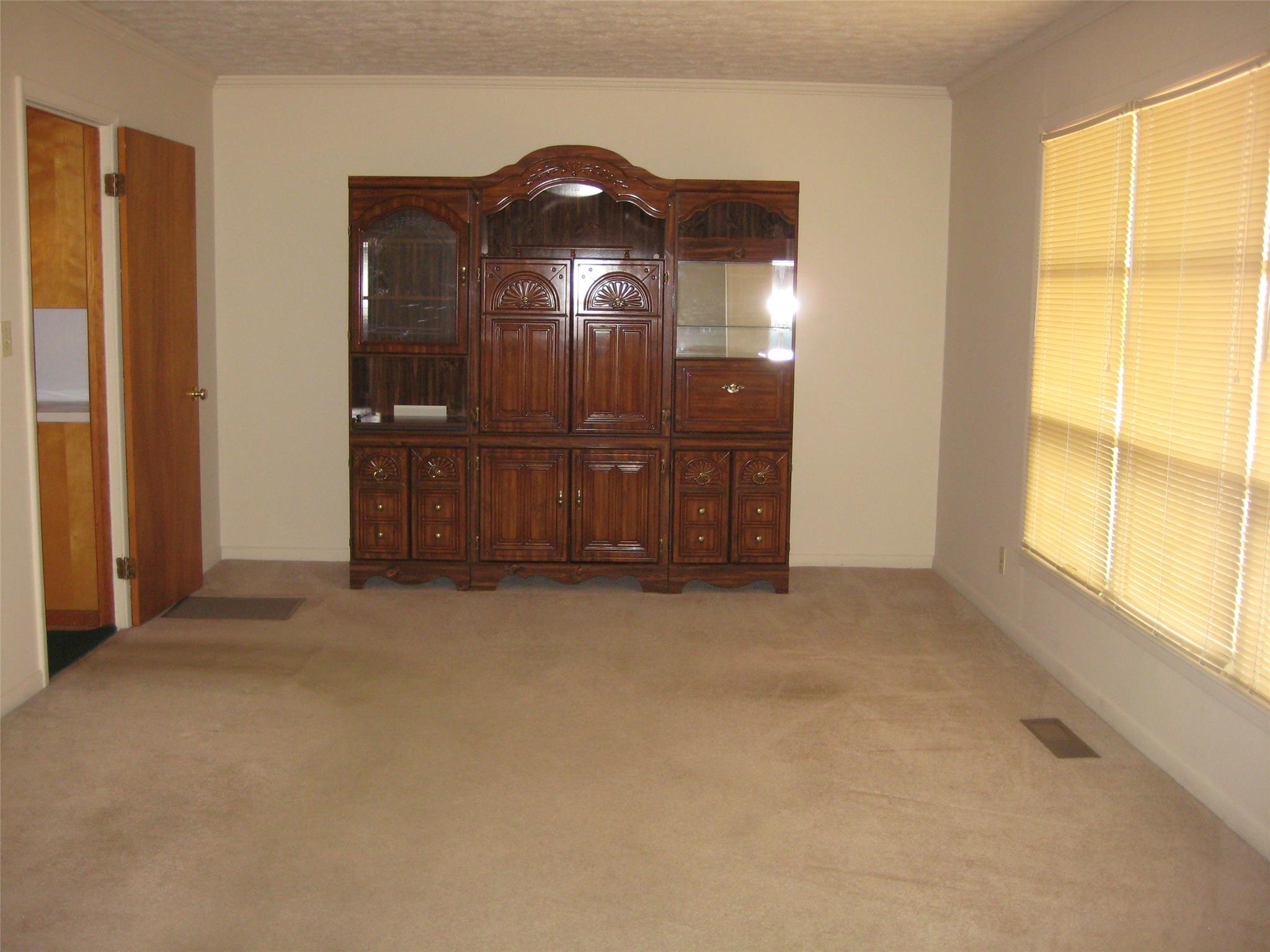 179 Settle St, Winder, GA 30680 photo 8