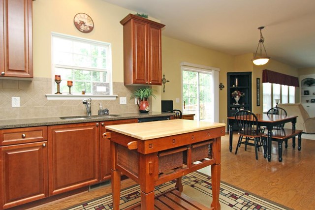430 Deepstream Xing, Canton, GA 30115 photo 8