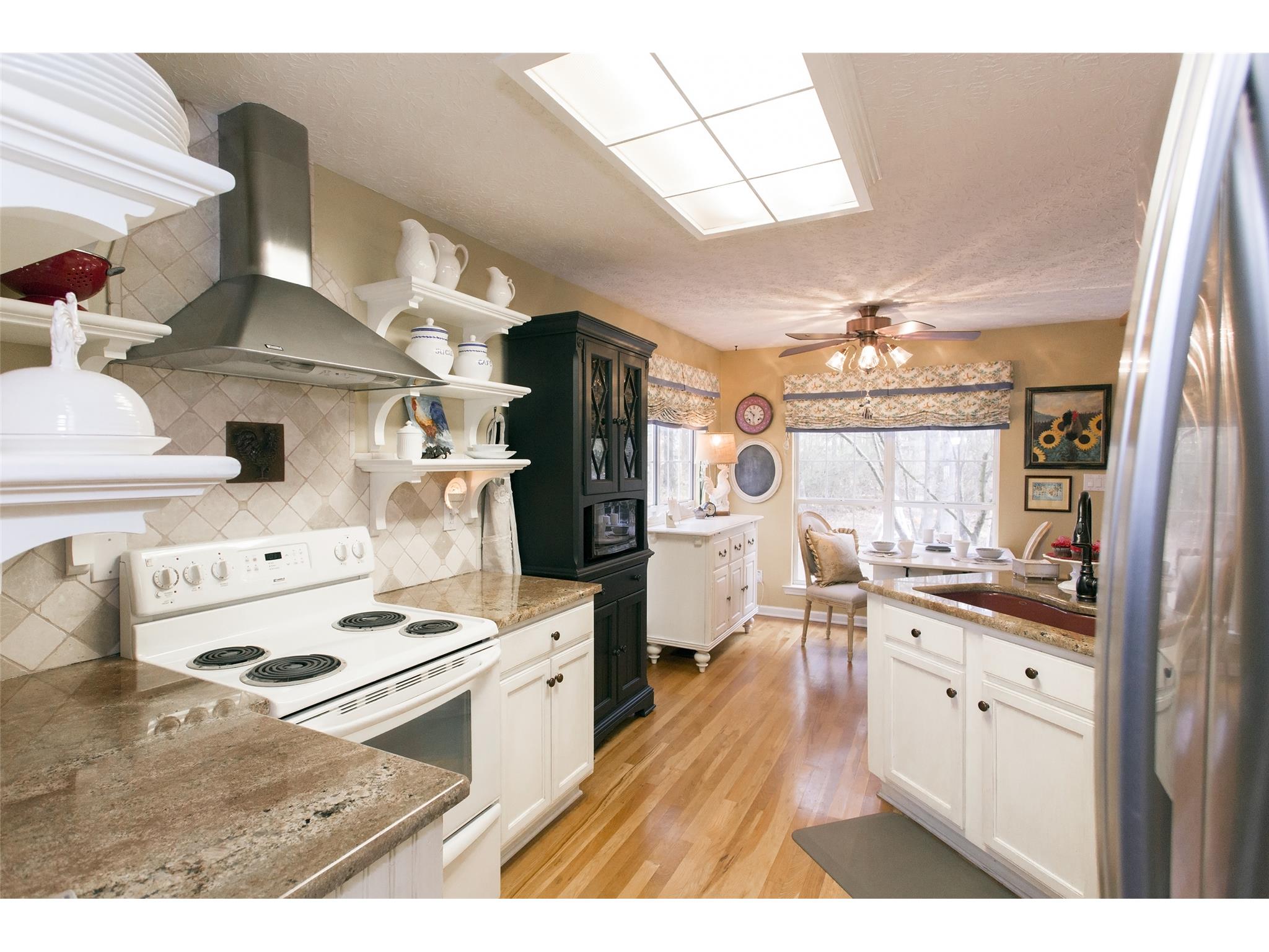 155 Calypso Ct, Tyrone, GA 30290 photo 11