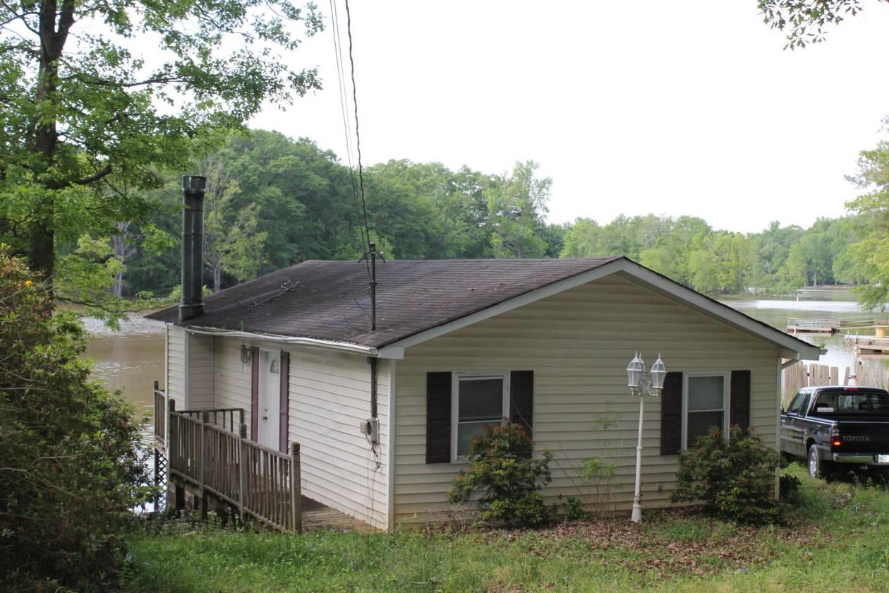 120 Elizabeth Cir, Jackson, GA 30233 photo 1