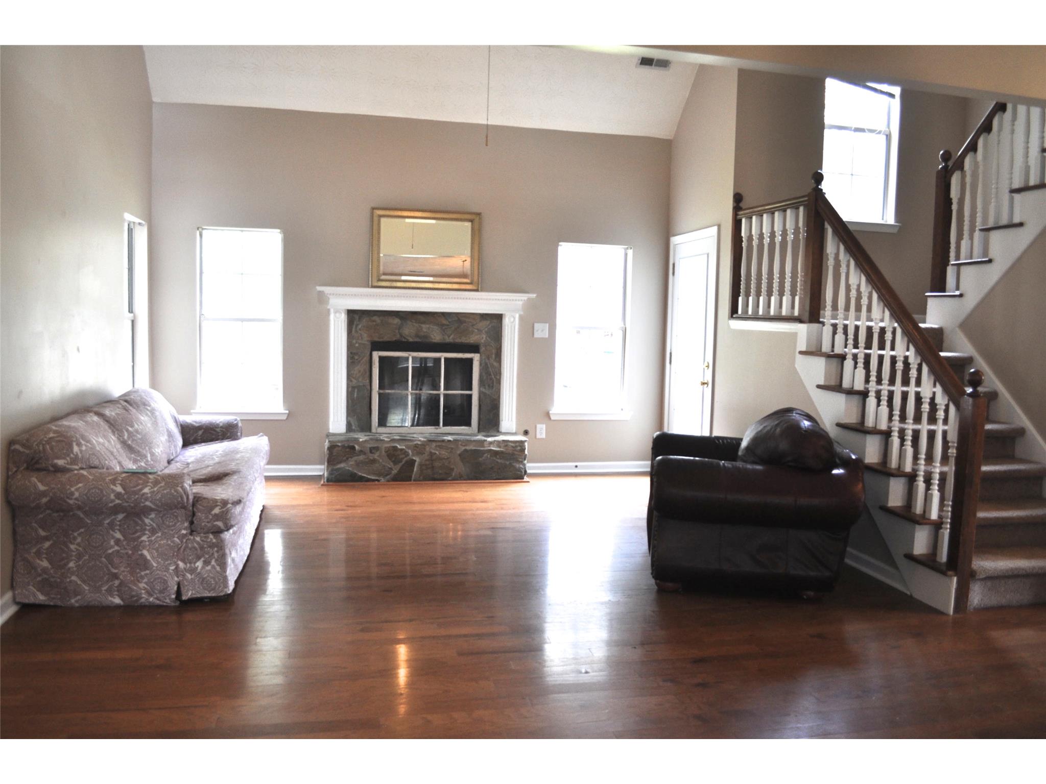 239 E Crestwood Rd, Tyrone, GA 30290 photo 3