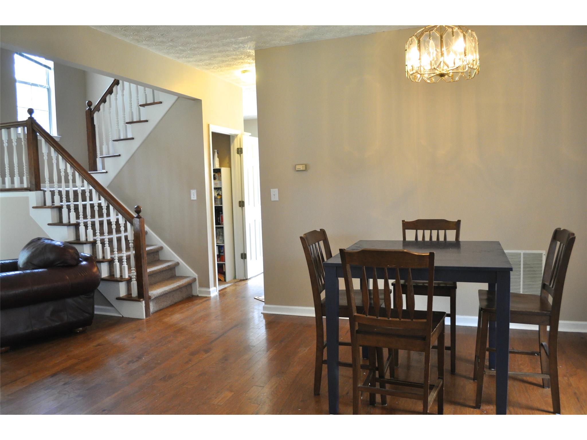 239 E Crestwood Rd, Tyrone, GA 30290 photo 5