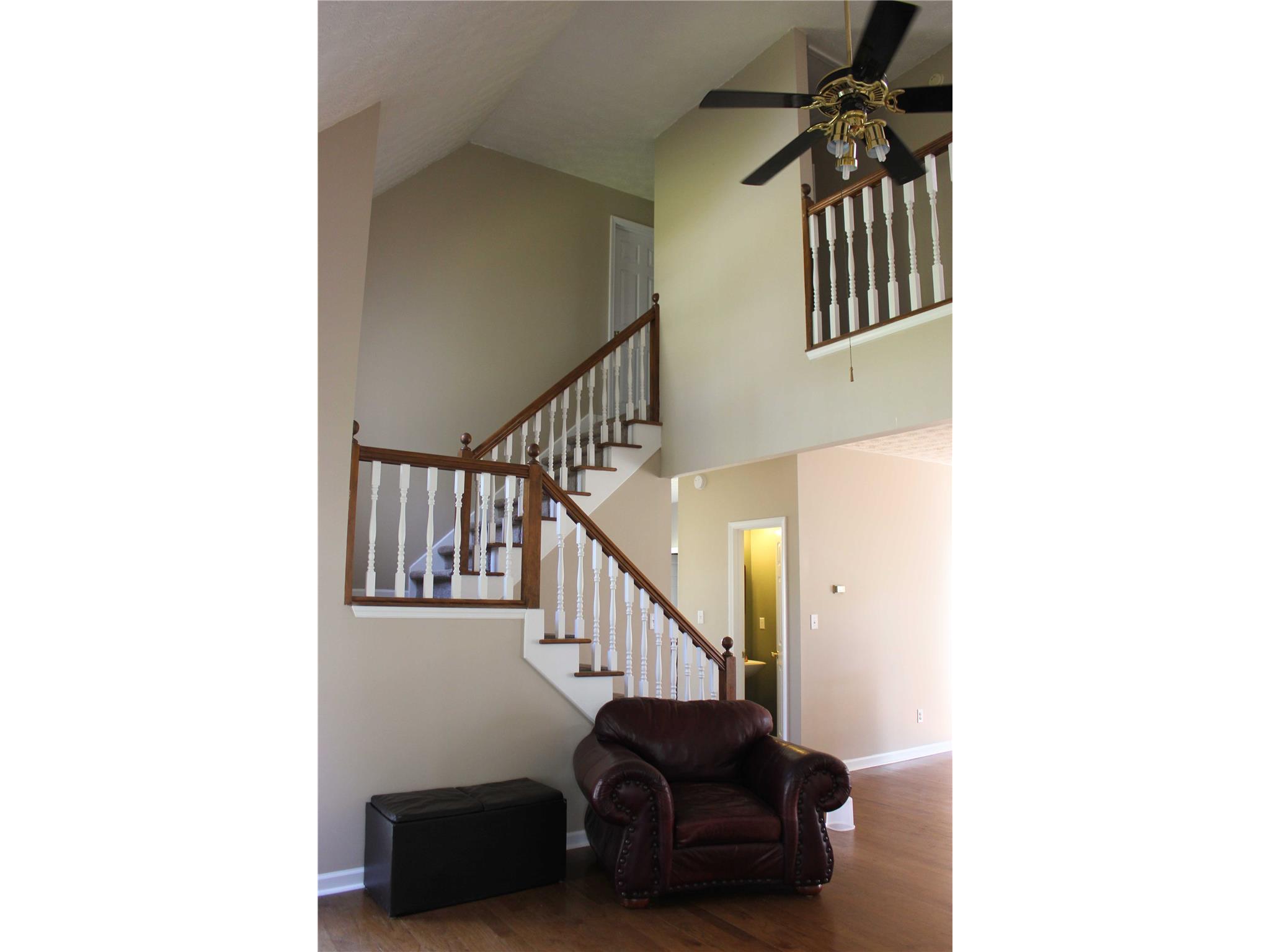 239 E Crestwood Rd, Tyrone, GA 30290 photo 4
