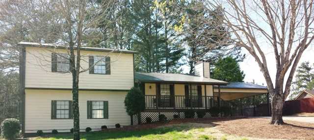 2740 Tybee Dr, Buford, GA 30519 photo 1