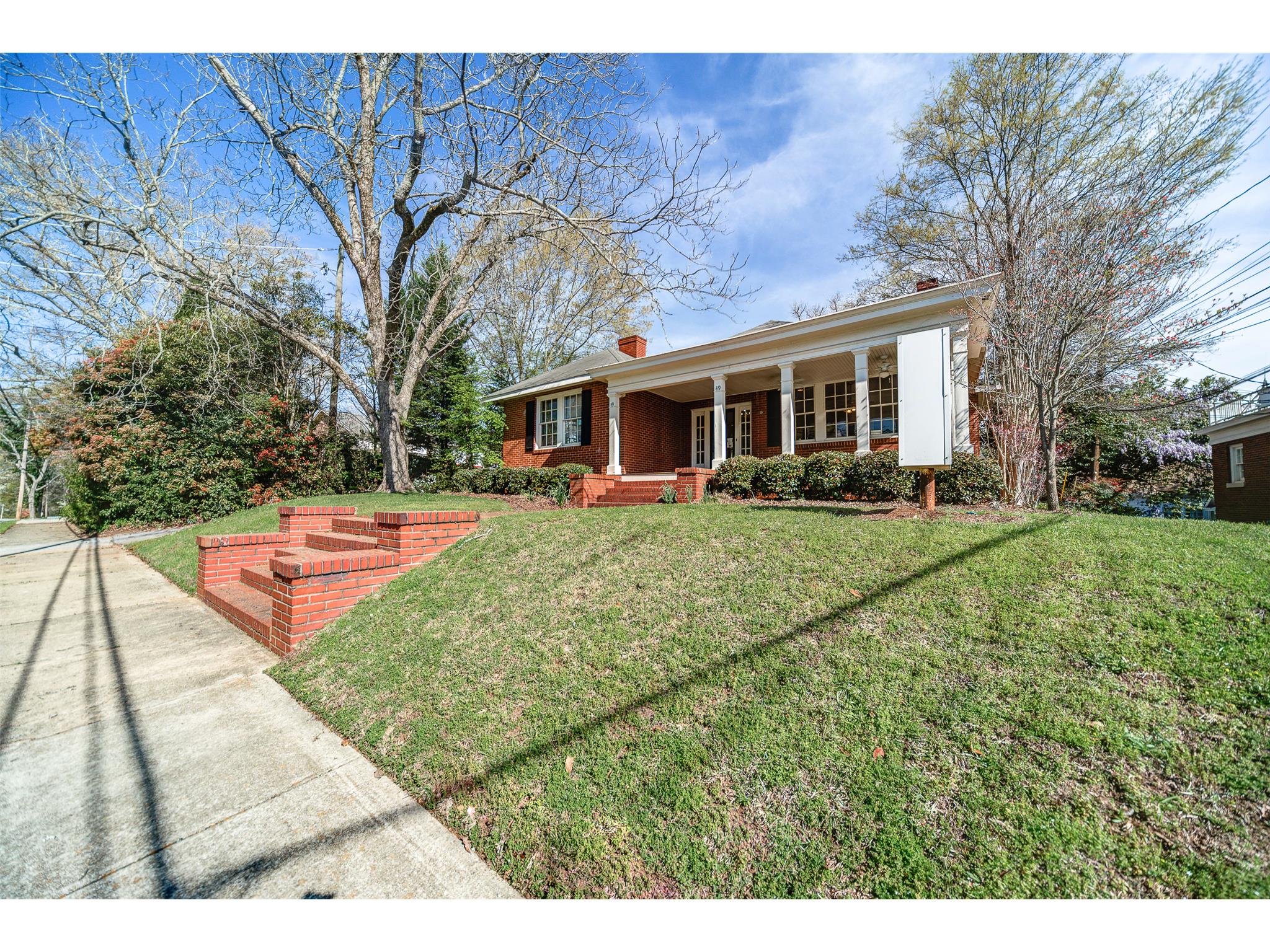 49 Spring St, Newnan, GA 30263 photo 3