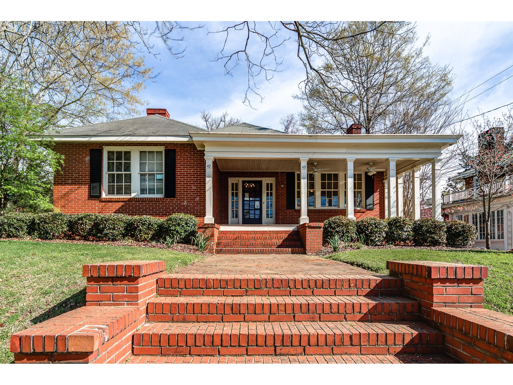 49 Spring St, Newnan, GA 30263 photo 1