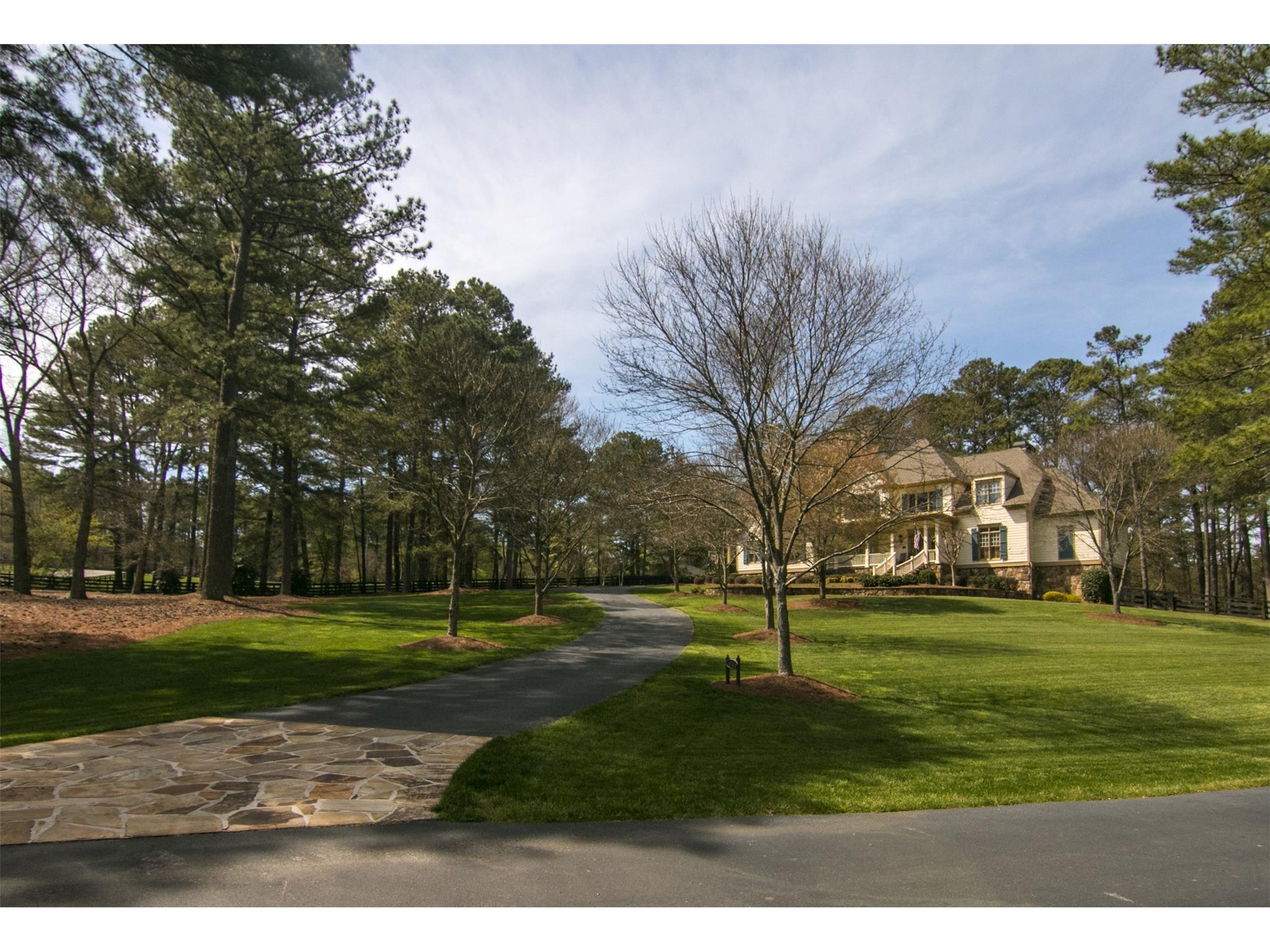 20 Dorris Rd, Alpharetta, GA 30004 photo 2