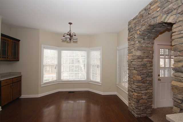 338 Windshore Ct, Suwanee, GA 30024 photo 9