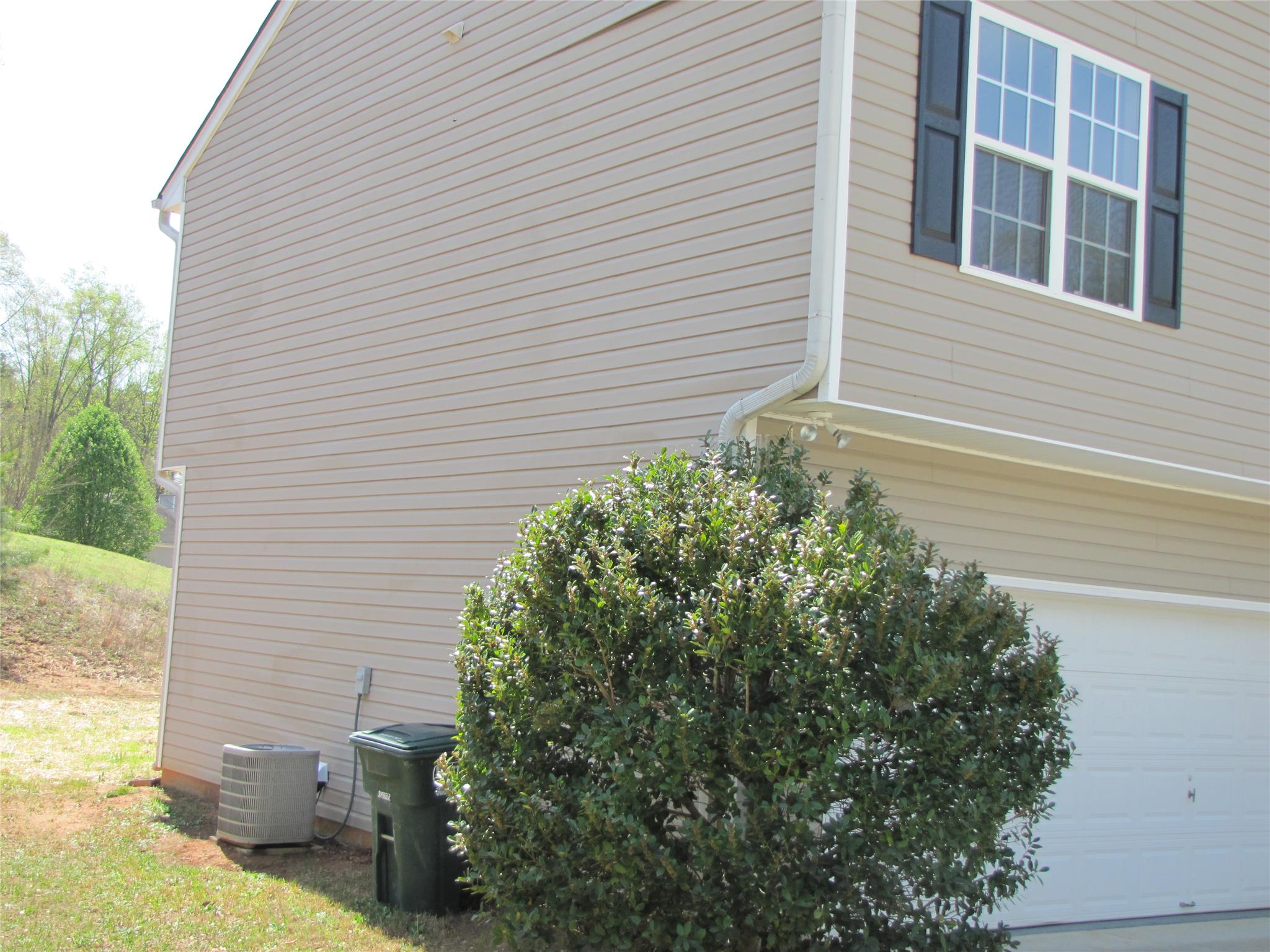 373 Baugh St, Commerce, GA 30529 photo 3