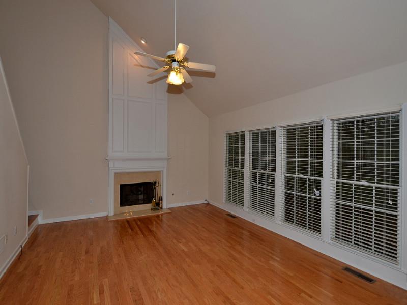 10910 Chatburn Way, Duluth, GA 30097 photo 10