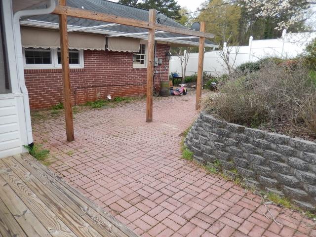 309 Willowdell Dr, Toccoa, GA 30577 photo 4