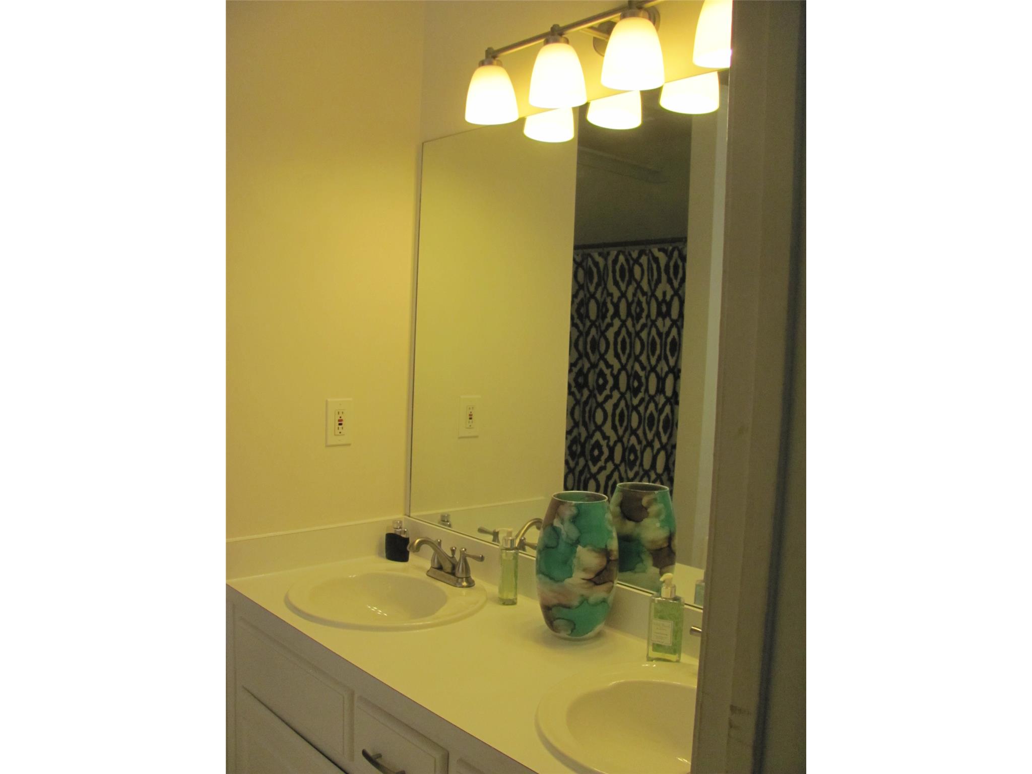 125 Syracuse Ln, Covington, GA 30016 photo 12