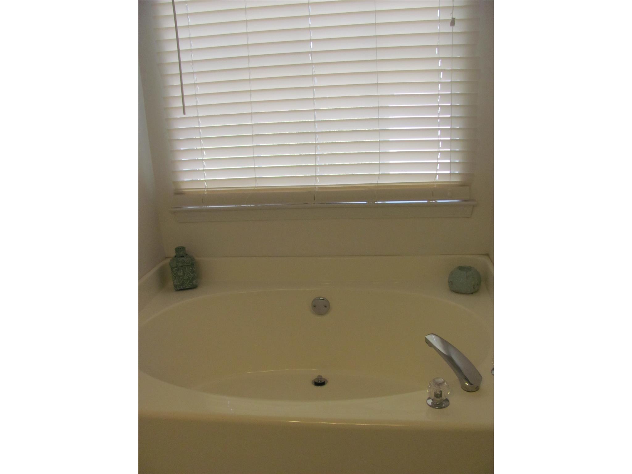 125 Syracuse Ln, Covington, GA 30016 photo 13