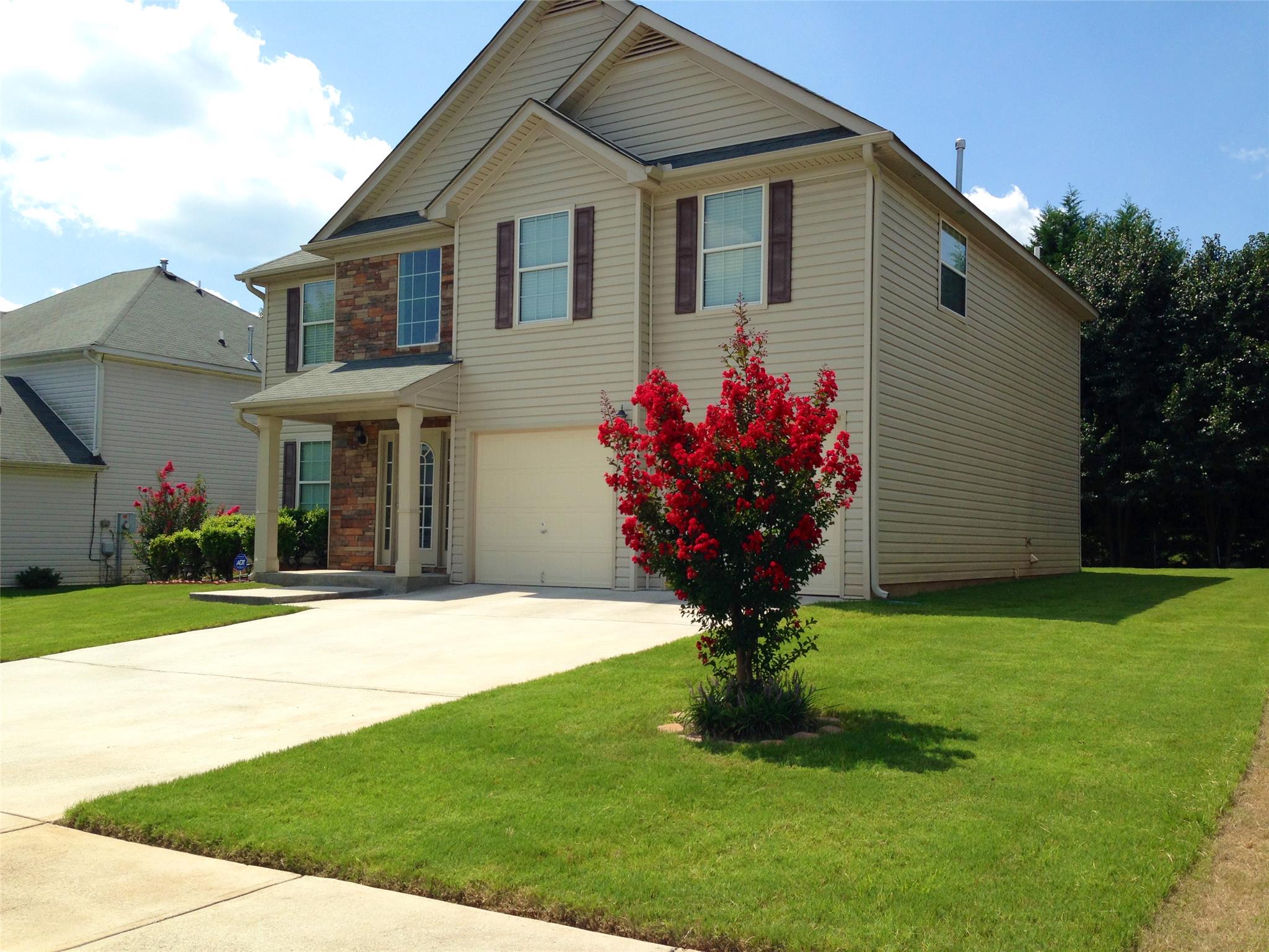 420 Lakeridge Ct, Covington, GA 30016 photo 3