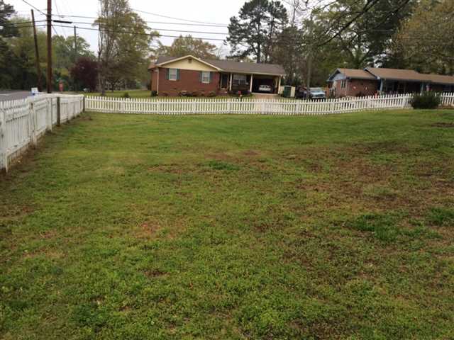 203 E 5th Ave, Winder, GA 30680 photo 3