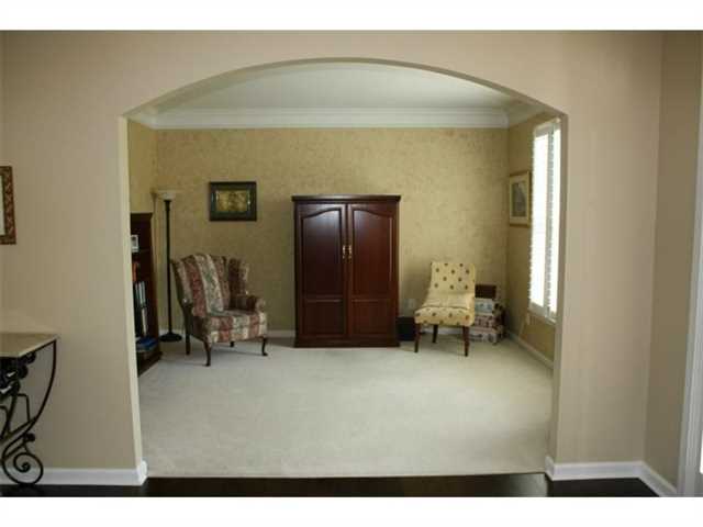 4915 Spring Park Cir, Suwanee, GA 30024 photo 5