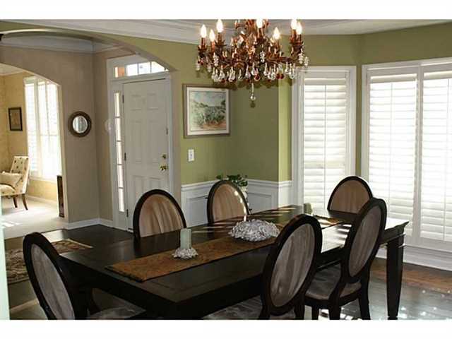 4915 Spring Park Cir, Suwanee, GA 30024 photo 4