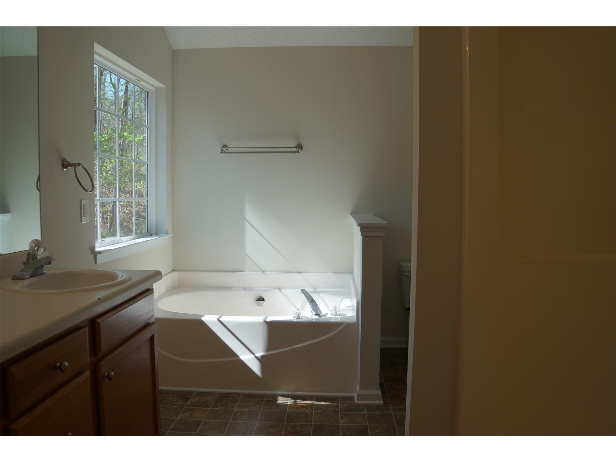 105 Riverbrooke Trl, Covington, GA 30016 photo 12