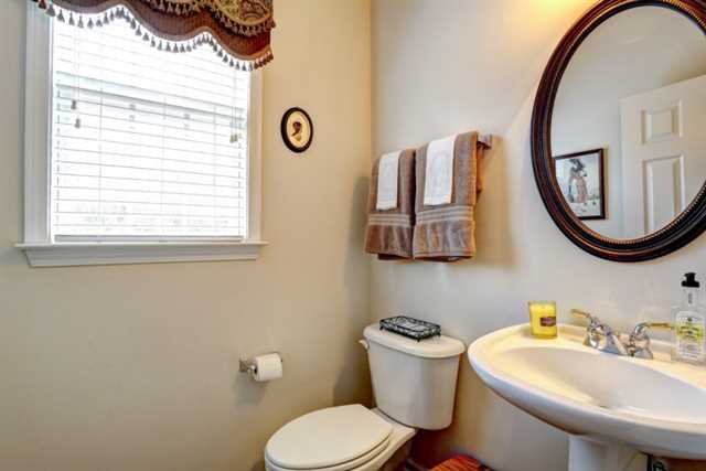 600 Midhurst Pl, Suwanee, GA 30024 photo 14