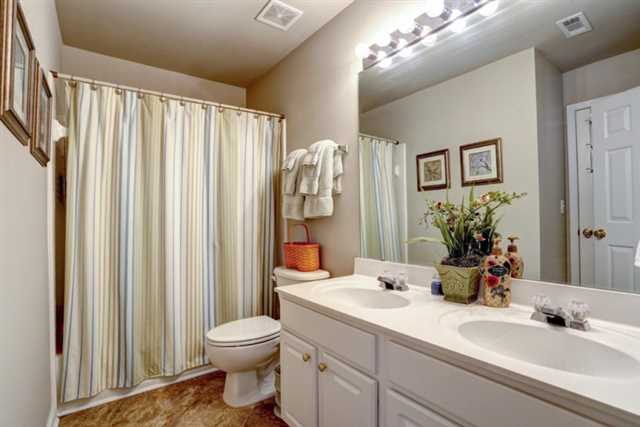600 Midhurst Pl, Suwanee, GA 30024 photo 21