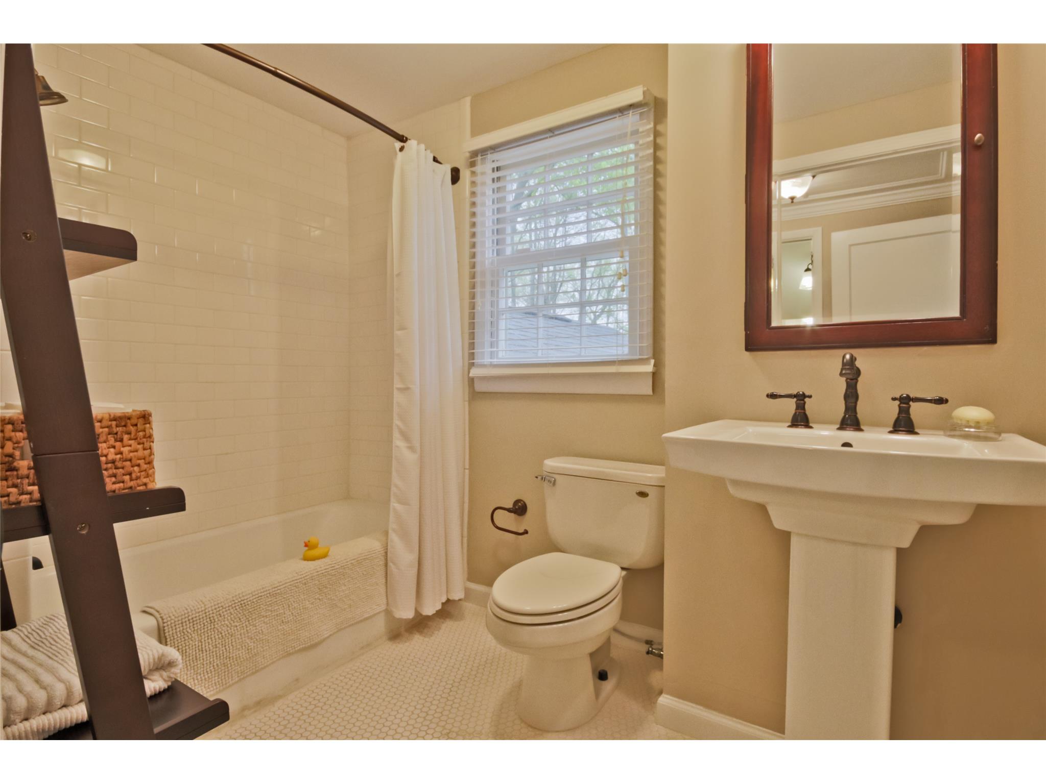 3422 Keswick Dr, Atlanta, GA 30341 photo 21