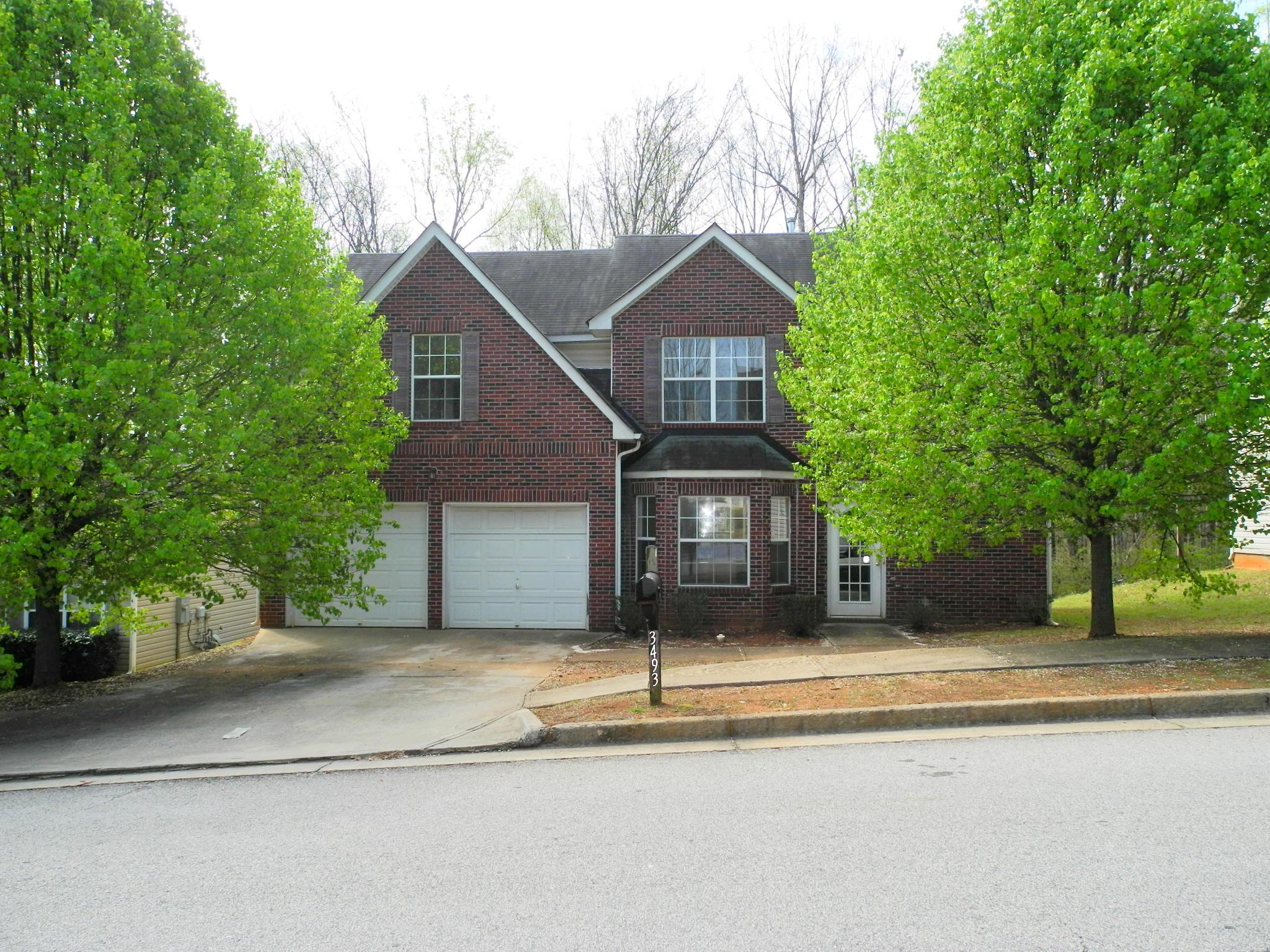 3493 Creekview Dr, Rex, GA 30273 photo 1
