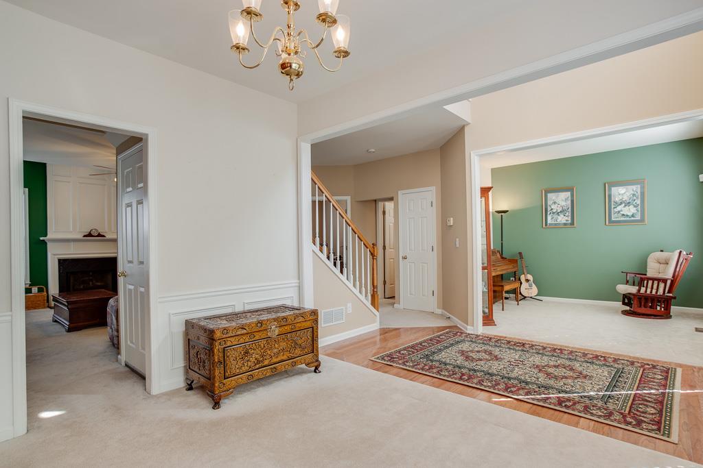 283 Wedmore Ct, Suwanee, GA 30024 photo 4