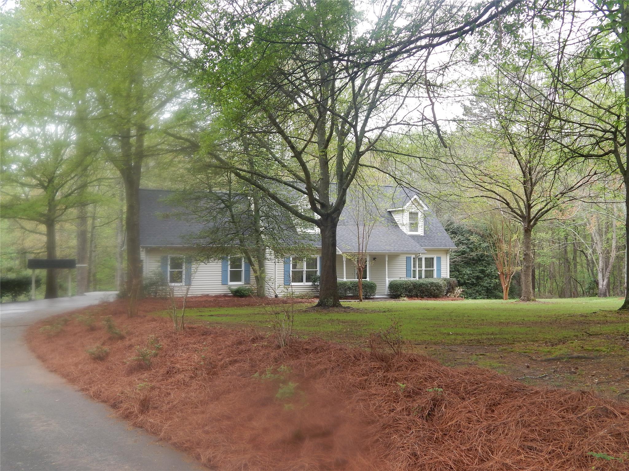47 Lee Ln, Commerce, GA 30529 photo 5