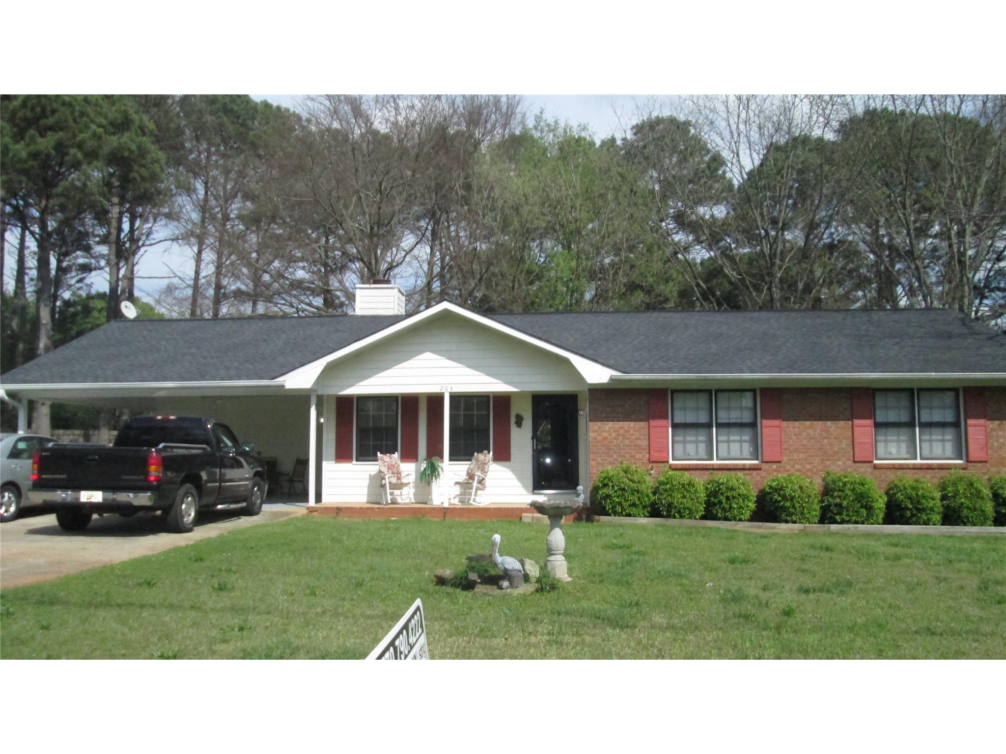 204 Orchard Rd, Rex, GA 30273 photo 1