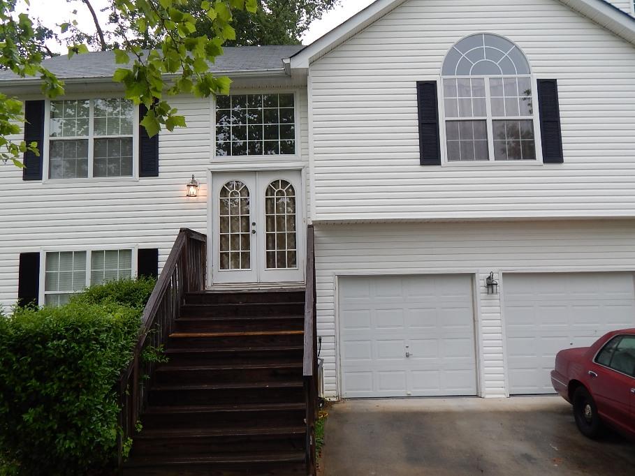 205 Goldleaf Dr, Hampton, GA 30228 photo 3