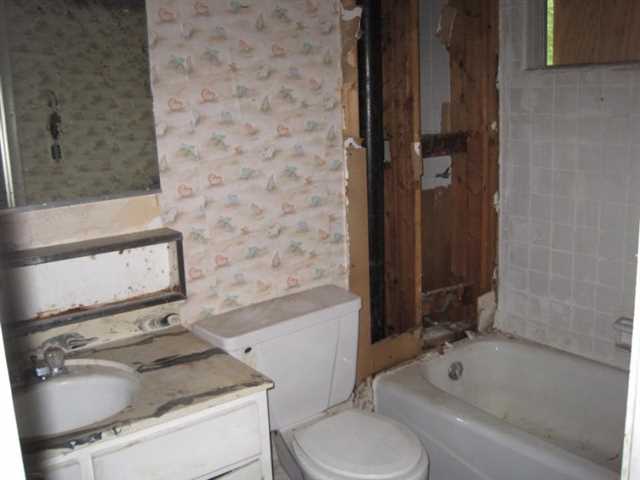 2469 Castile Dr, Morrow, GA 30260 photo 11