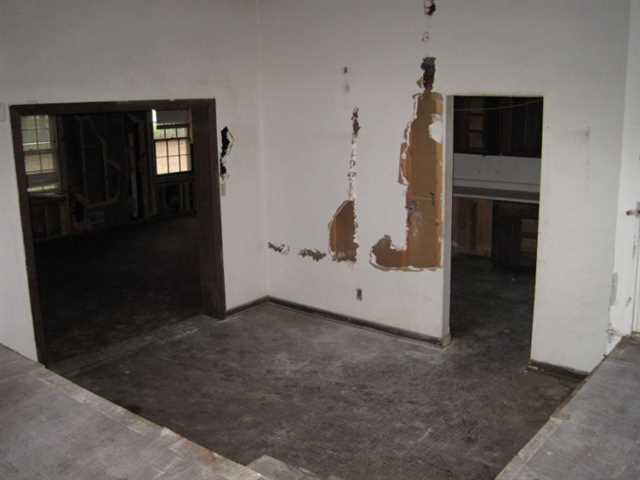 2469 Castile Dr, Morrow, GA 30260 photo 3