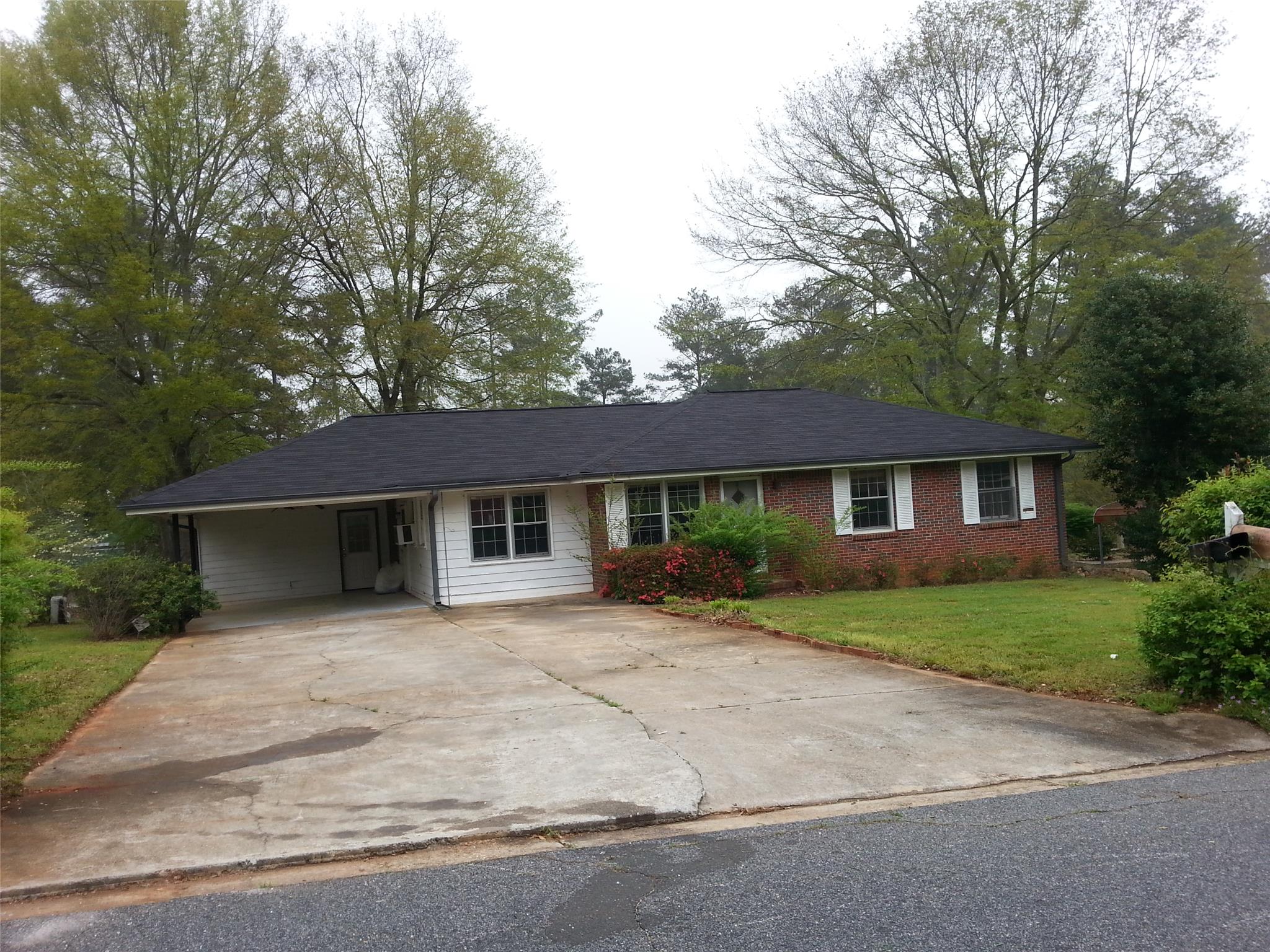 886 Hickory Dr, Monroe, GA 30656 photo 1