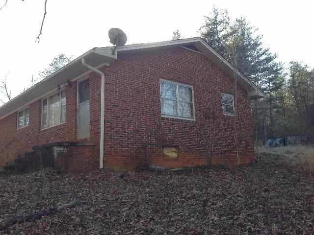 905 Brown Rd, Otto, NC 28763 photo 3