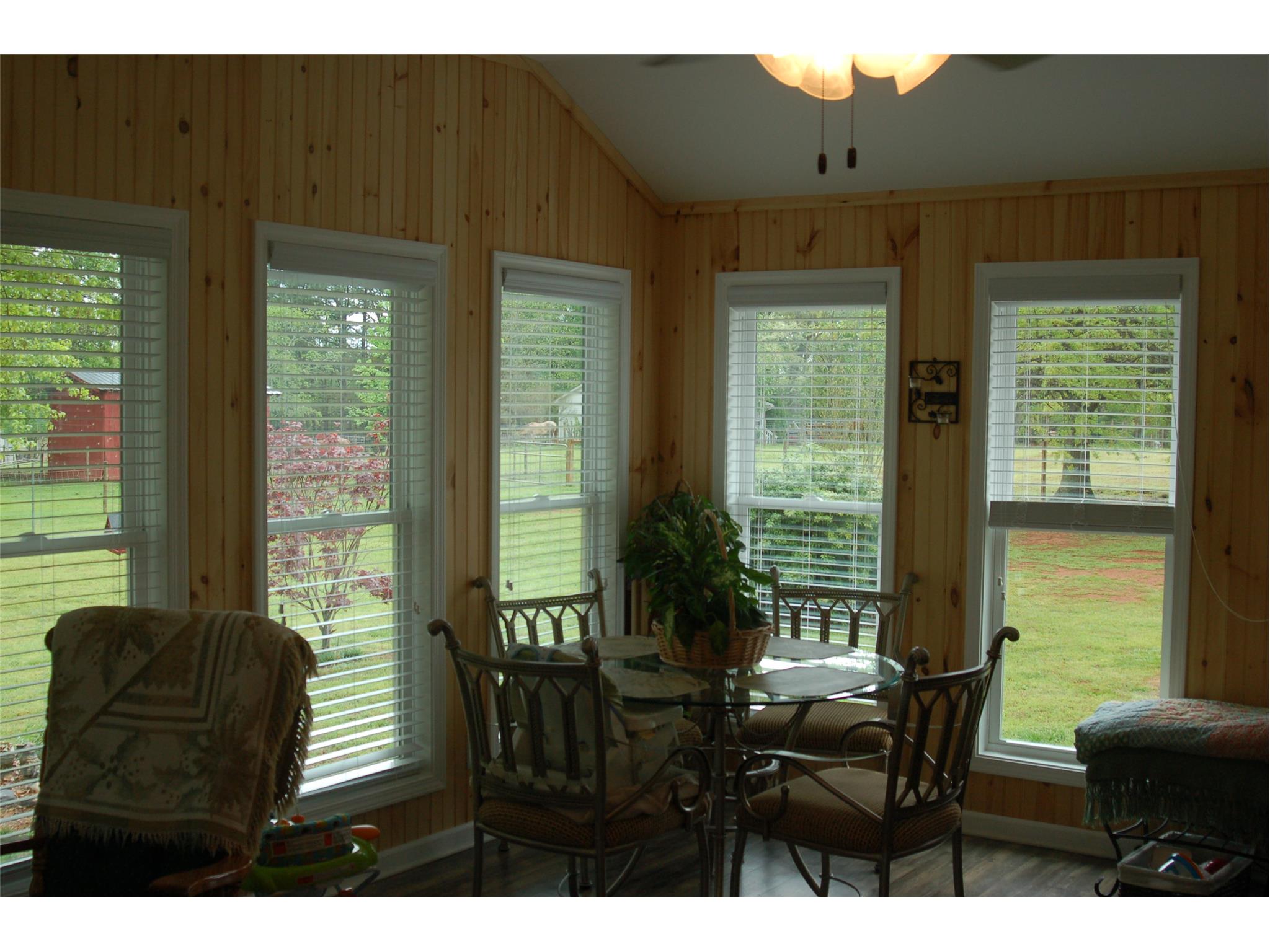 976 Bethlehem Rd, Winder, GA 30680 photo 8