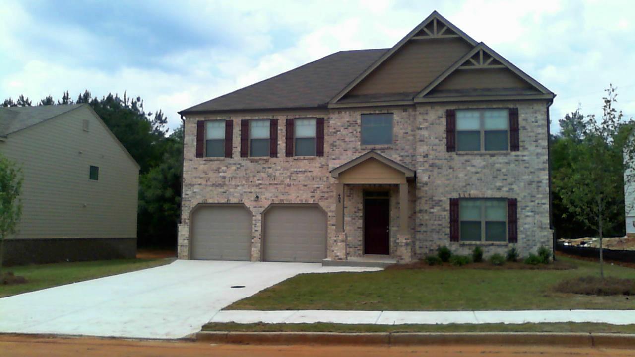 376 Lamont Ln, Hampton, GA 30228 photo 1