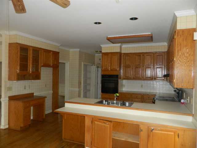 7527 Waters Edge Dr, Stone Mountain, GA 30087 photo 11