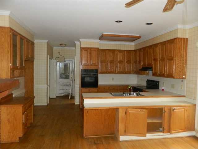 7527 Waters Edge Dr, Stone Mountain, GA 30087 photo 10
