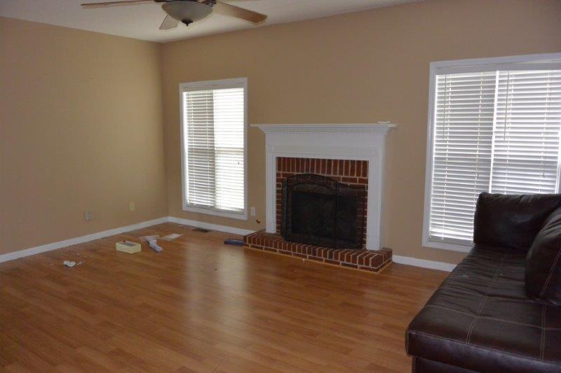 407 Bellway Ct, Tyrone, GA 30290 photo 8