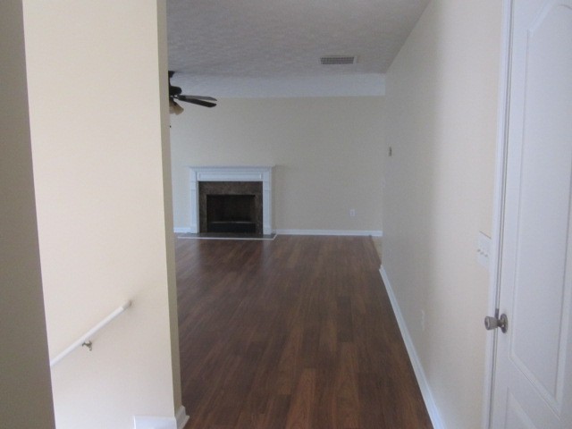 85 Sampson Ct, Covington, GA 30016 photo 3