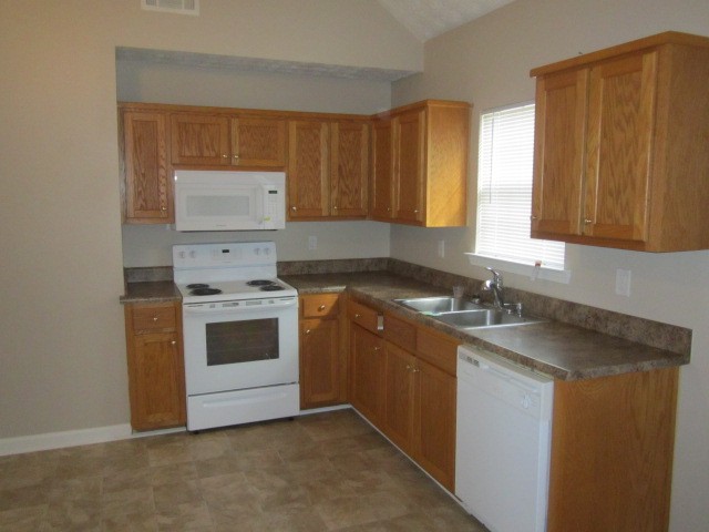 325 Greenfield Way, Covington, GA 30016 photo 8
