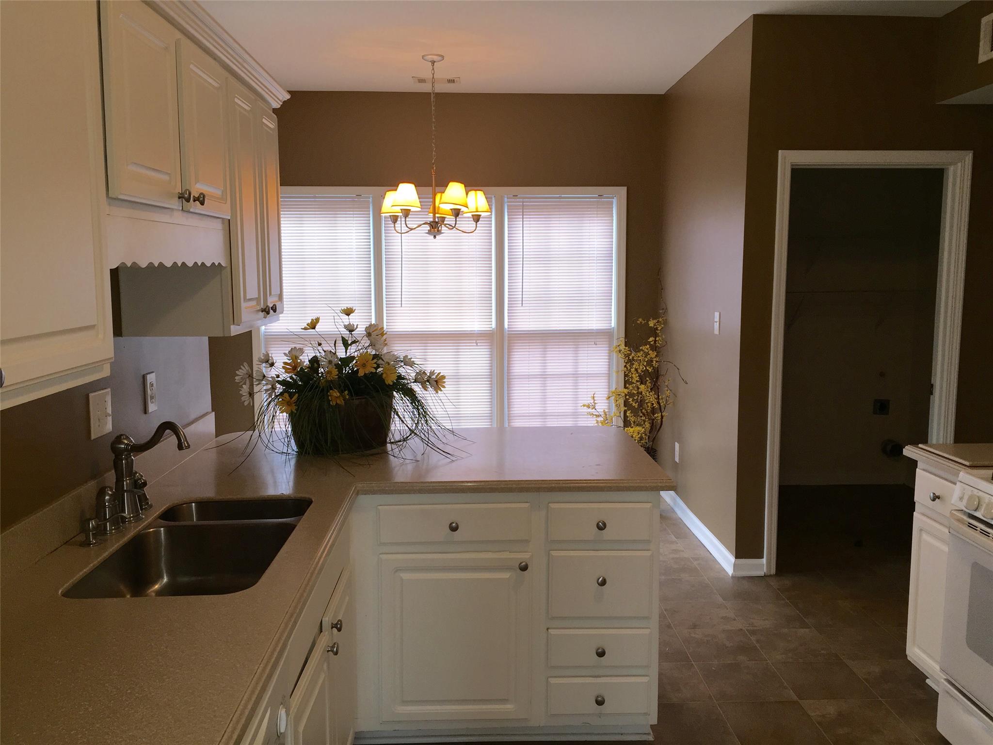 2259 N Shallowford Rd, Atlanta, GA 30341 photo 7