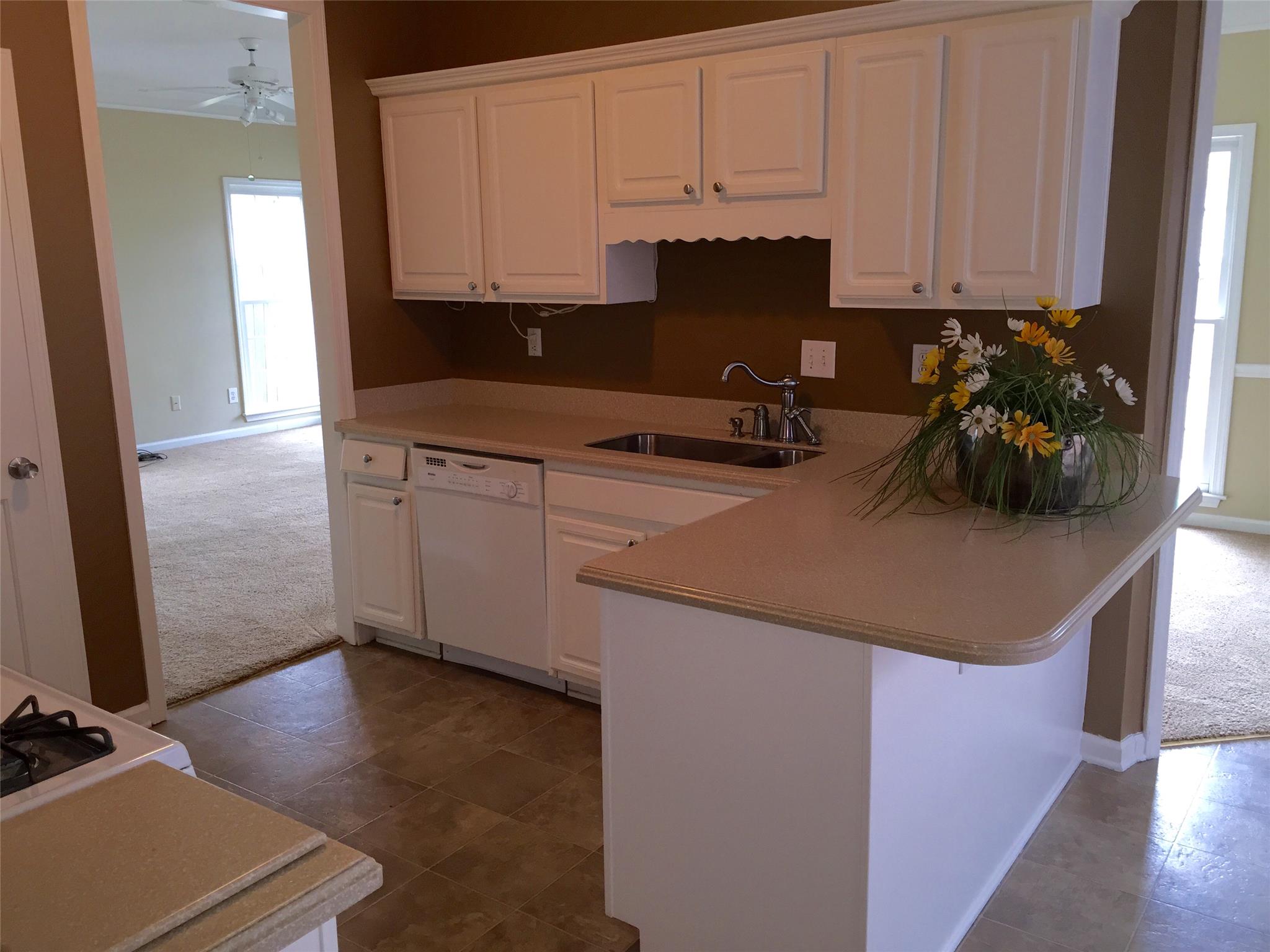 2259 N Shallowford Rd, Atlanta, GA 30341 photo 9