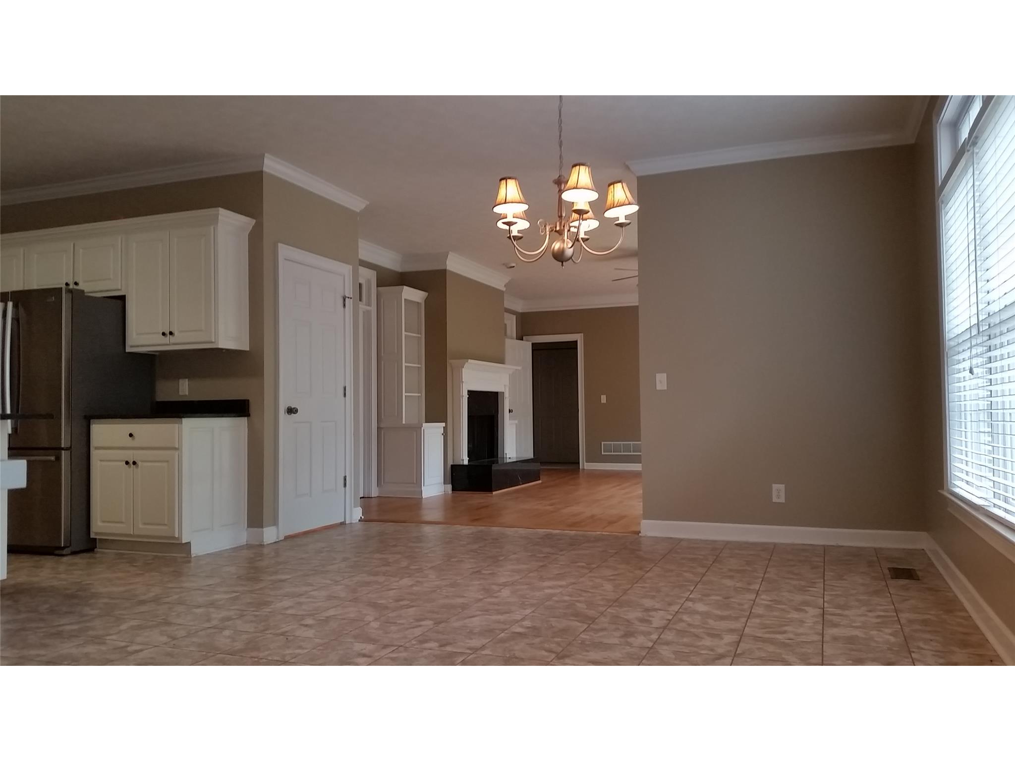 53 Normandy Ct, Winder, GA 30680 photo 5