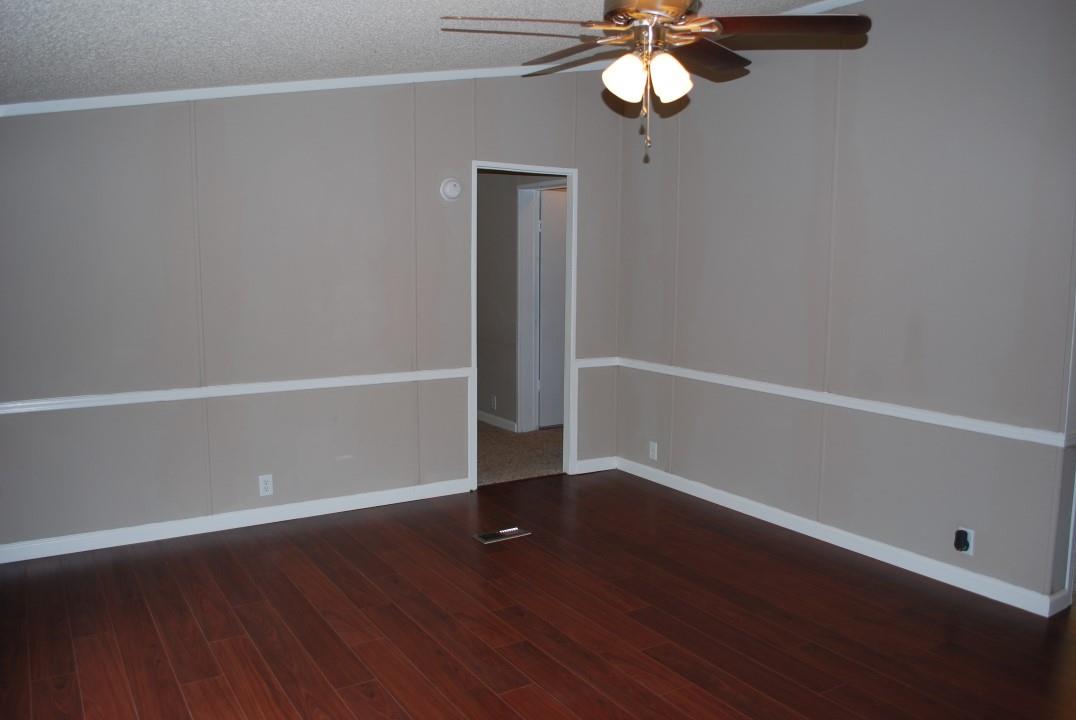 118 Whitley Dr, Warner Robins, GA 31093 photo 2