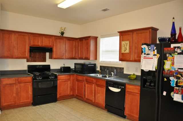 3219 Harlstone Dr, Duluth, GA 30096 photo 9
