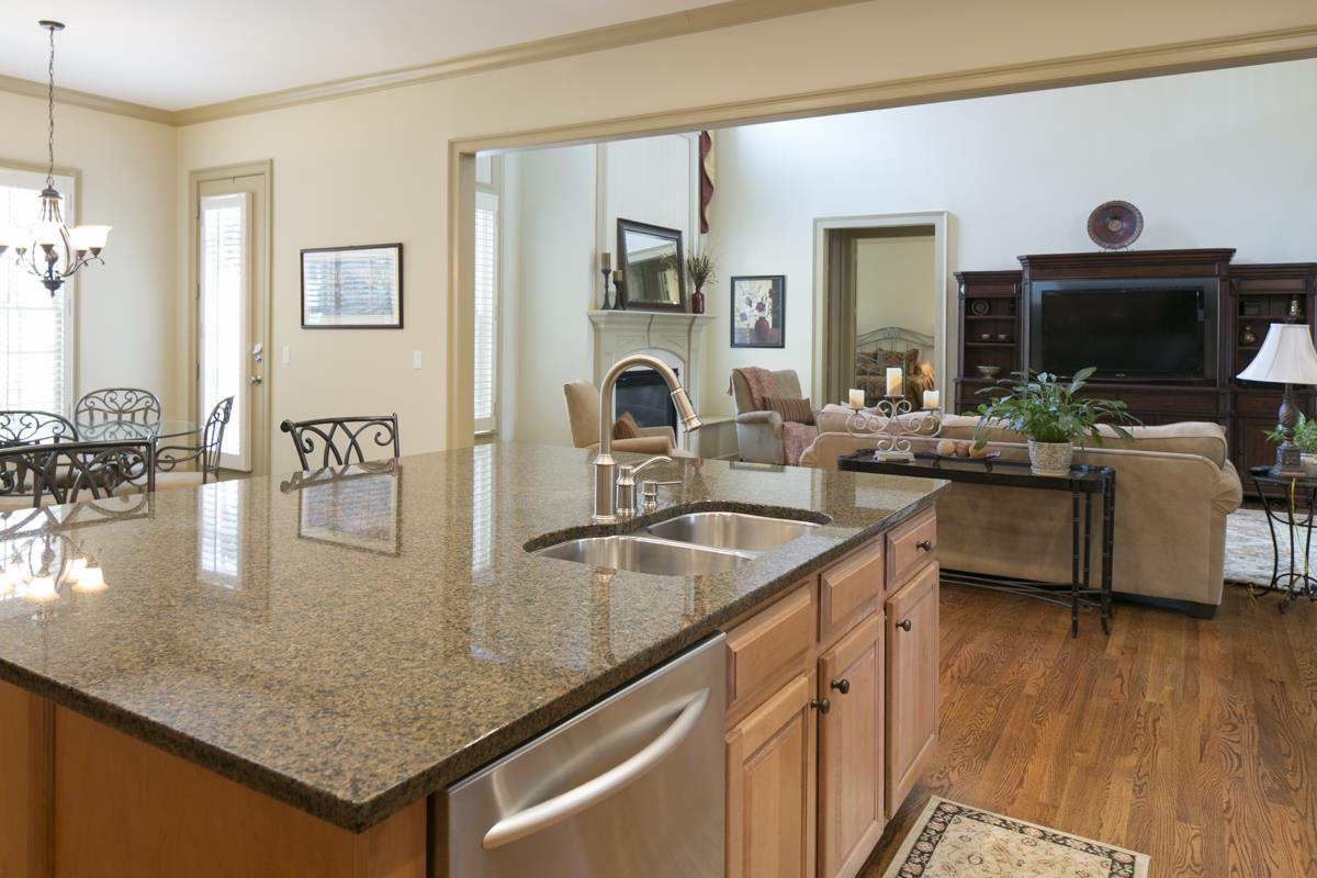 7820 Langner Ln, Suwanee, GA 30024 photo 11